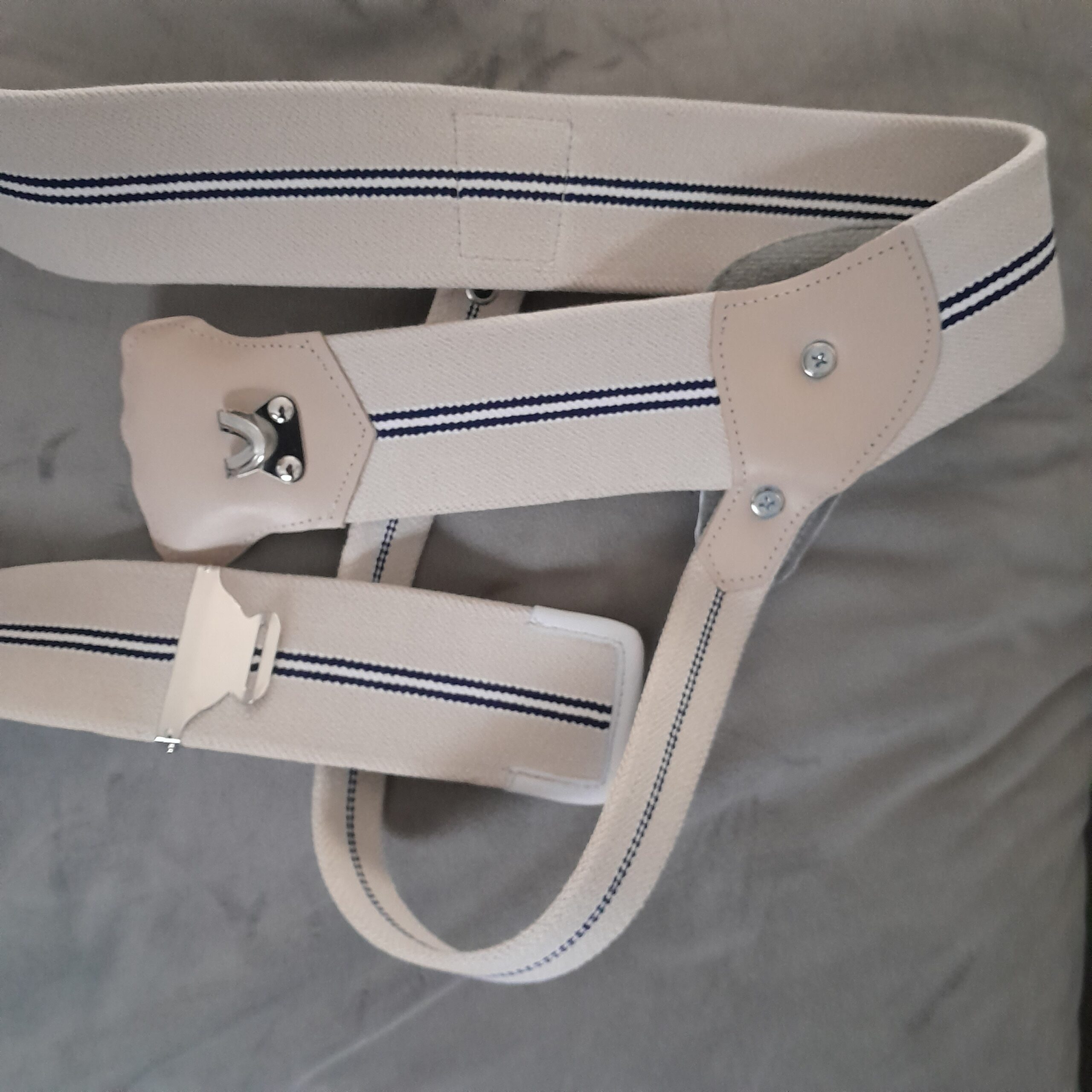 Hernia truss
