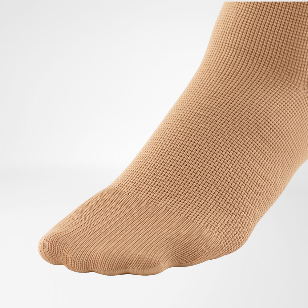 VenoTrain® Delight Flat-Knit Below Knee Stockings Closed Toe RAL Ccl 2 & Ccl 3 - for severe vein problems, lymphoedema and lipoedema