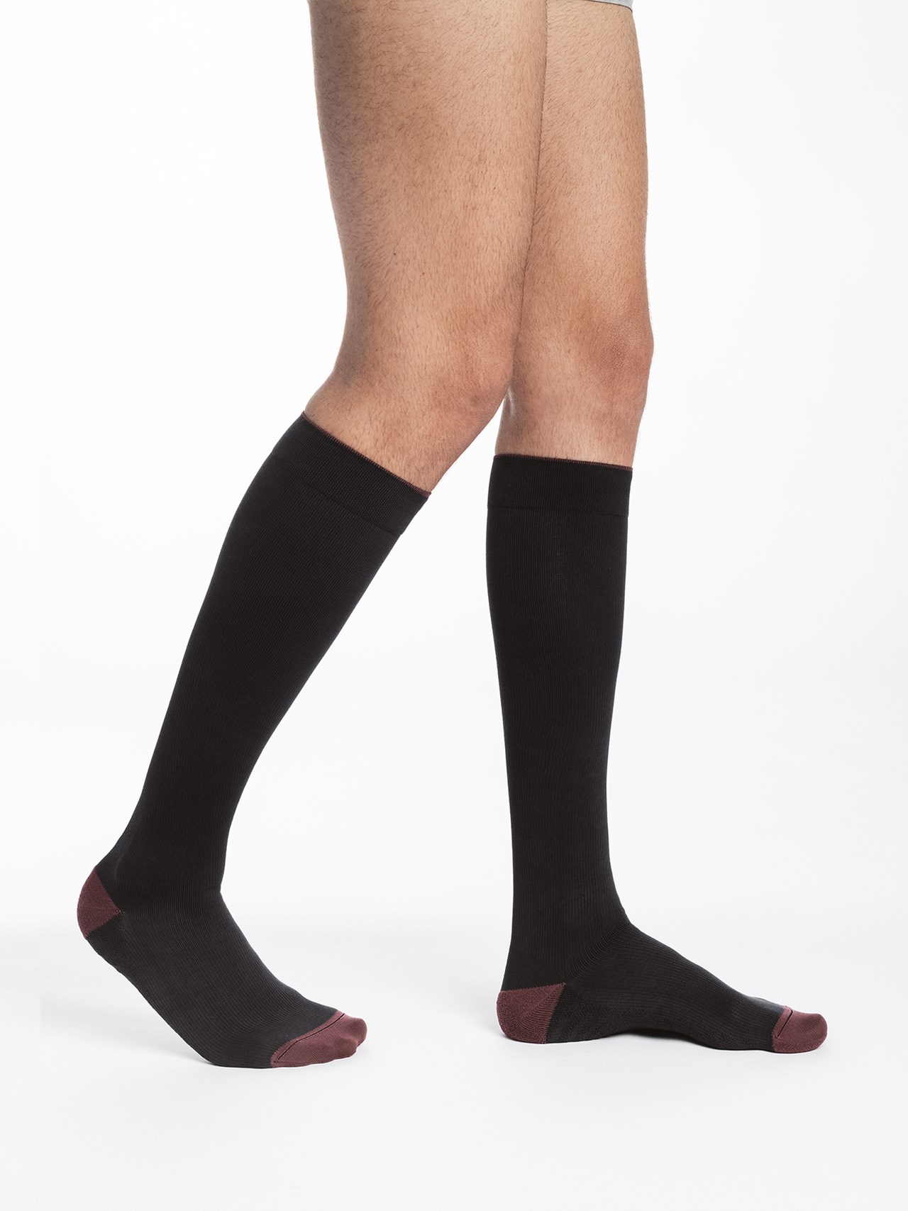 Sigvaris STYLE COLOURS Male Knee Length Socks Closed Toe - Ccl 2 (15-20 mmHg) AFNOR - Image 3